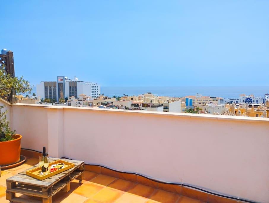 Penthouse With Jacuzzi And Spectacular Sea Views Apartment Нерха Екстериор снимка